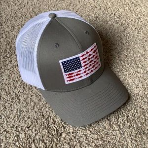 NEW Men’s Columbia Hat